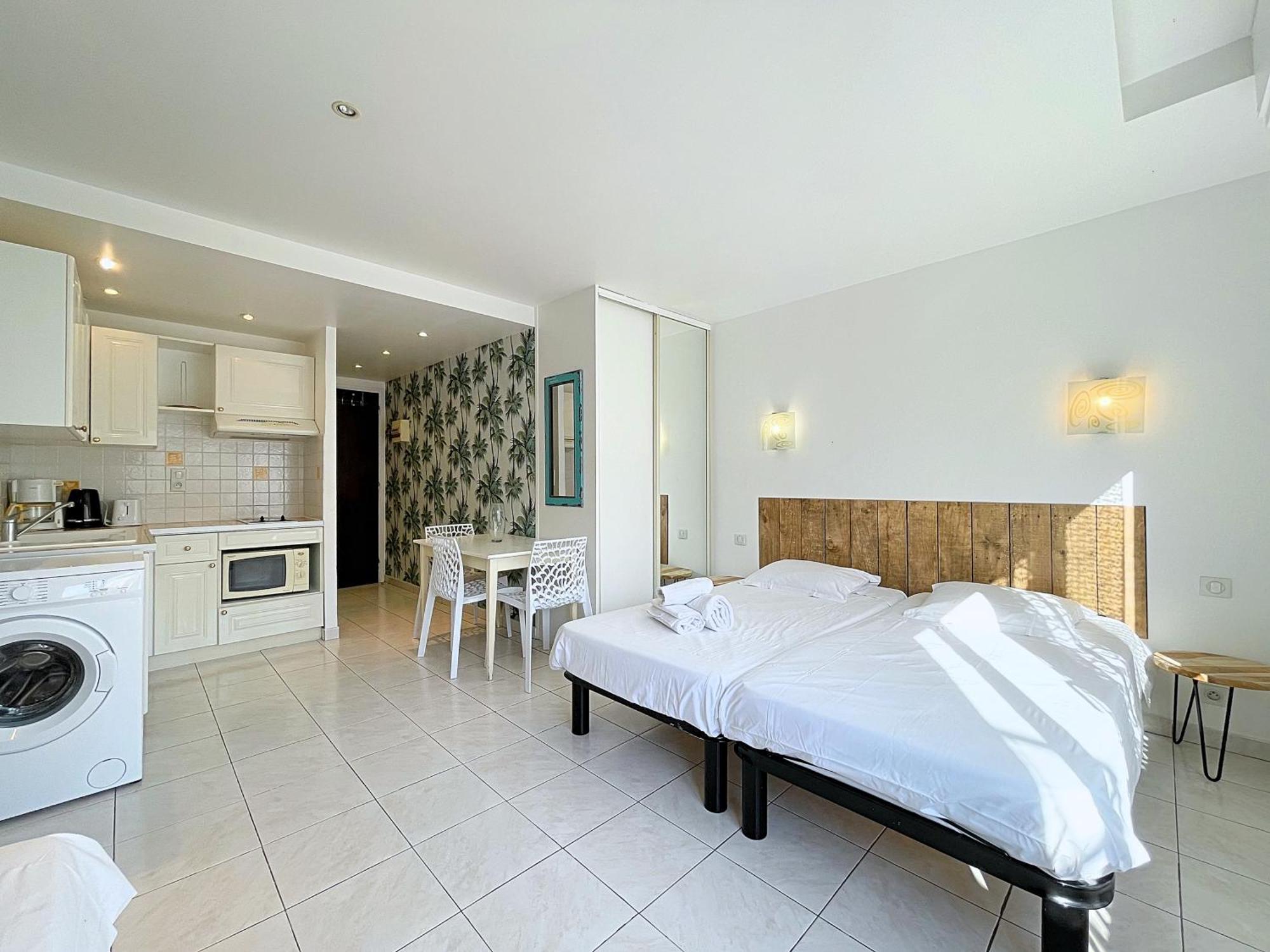 Hotel Le Florian Cannes Exterior foto